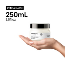 Cargar imagen en el visor de la galería, Kit L’Oréal Metal Detox – Shampoo 500 ml + Mascarilla 250 ml
